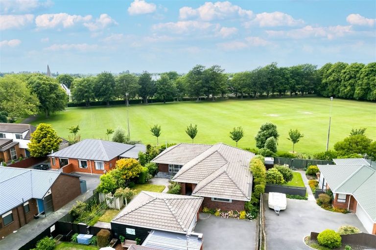 Photo of property in 2/106 Saint James Avenue, Papanui, Christchurch, 8053