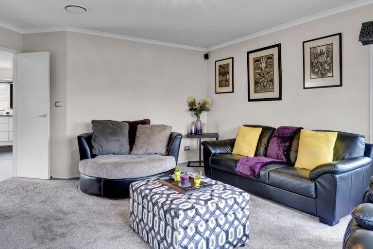 Photo of property in 40 Redwood Crescent, Hurdon, New Plymouth, 4310