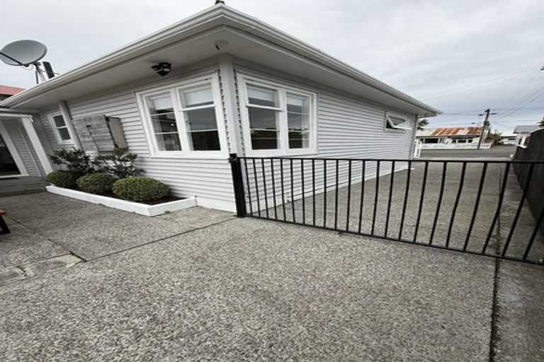 Photo of property in 21 Hume Street, Alicetown, Lower Hutt, 5010