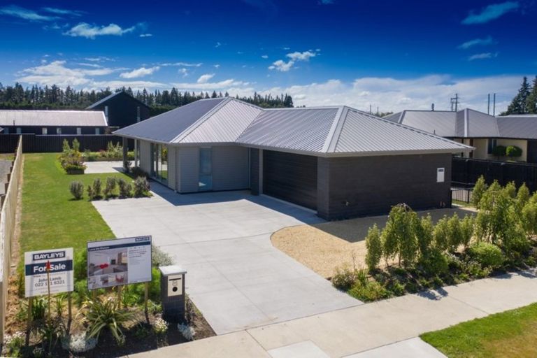 Photo of property in 8 Camrose Avenue, Methven, 7730