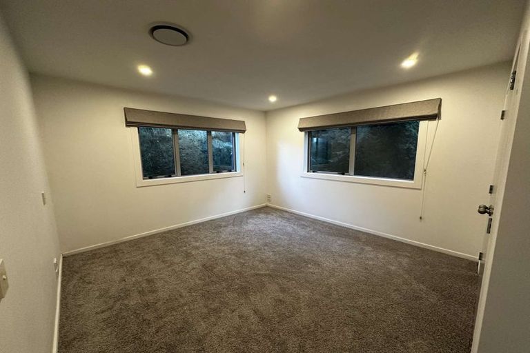 Photo of property in 165 Townsend Road, Miramar, Wellington, 6022