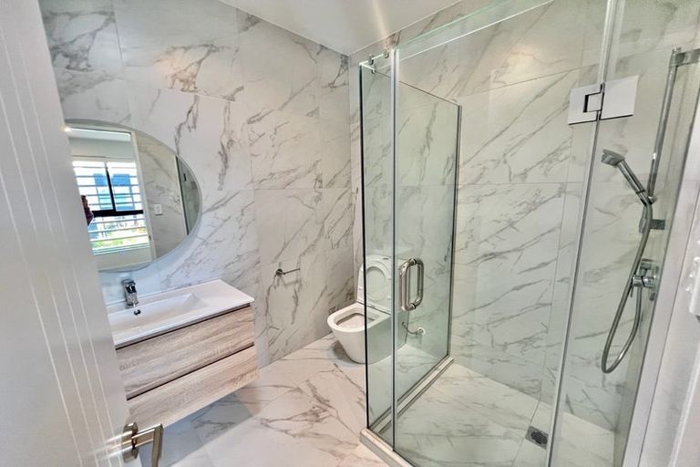 Photo of property in 96 Tarapuka Road, Westgate, Auckland, 0814