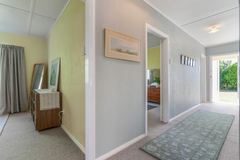 Photo of property in 70 Park Road, Carterton, 5713