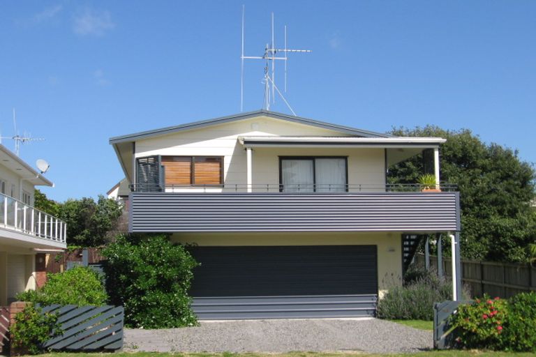 Photo of property in 19b Taylor Road, Papamoa Beach, Papamoa, 3118