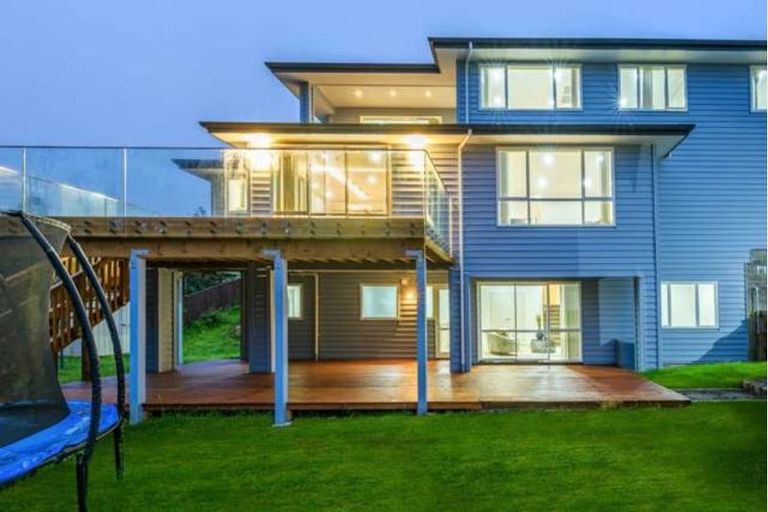 Photo of property in 72 Bur Oak Terrace, Schnapper Rock, Auckland, 0632