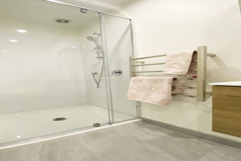 Photo of property in 3/327 Glengarry Road, Glen Eden, Auckland, 0602