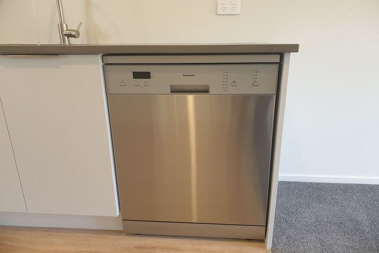 Photo of property in 14/240 Stokes Valley Road, Stokes Valley, Lower Hutt, 5019