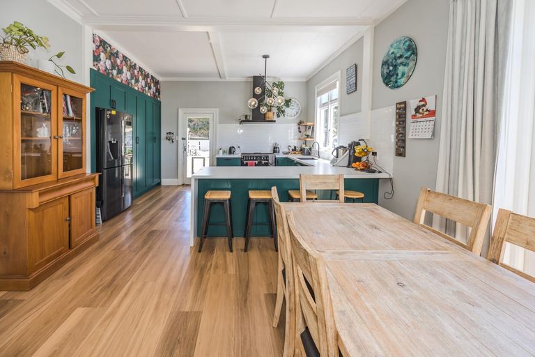 Photo of property in 15 Ripon Street, Richmond, Oamaru, 9493