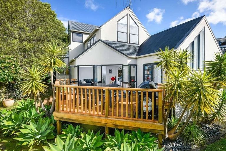 Photo of property in 2/8 Marua Road, Ellerslie, Auckland, 1051