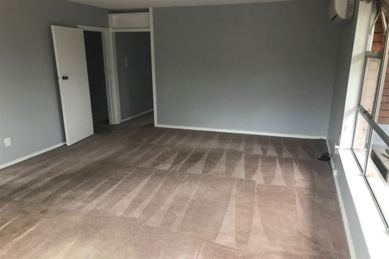 Photo of property in 2/166 Avonhead Road, Avonhead, Christchurch, 8042