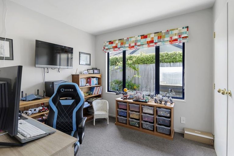 Photo of property in 9 Oakview Lane, Cashmere, Christchurch, 8022