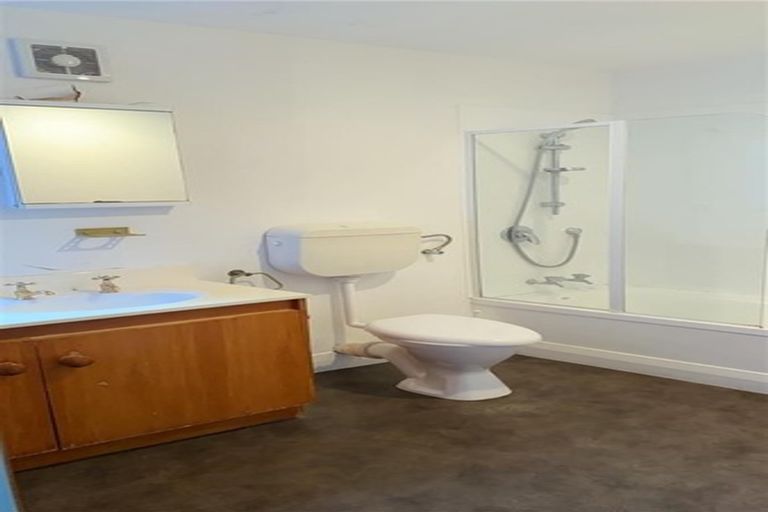 Photo of property in 22 Stafford Street, Mount Victoria, Wellington, 6011