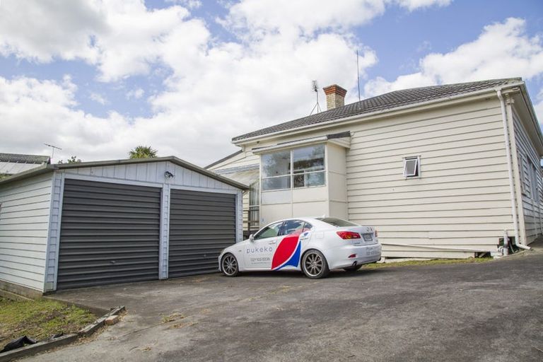 Photo of property in 1/260 Birkdale Road, Birkdale, Auckland, 0626