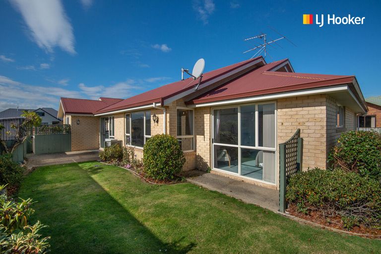 Photo of property in 72 Perth Street, Mosgiel, 9024