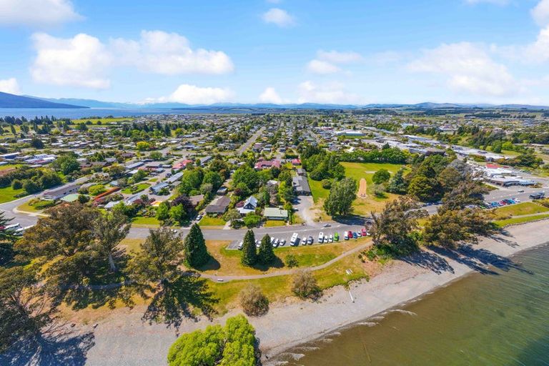 Photo of property in 114 Te Anau Terrace, Te Anau, 9600