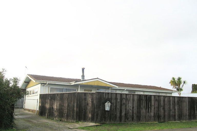 Photo of property in 74 Dover Road, Flaxmere, Hastings, 4120