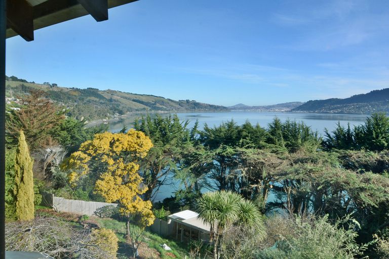 Photo of property in 15 Mclelland Street, Macandrew Bay, Dunedin, 9014