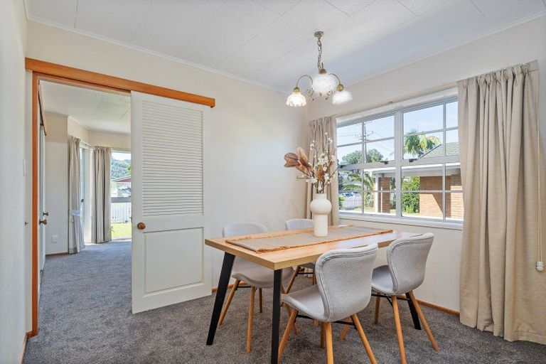 Photo of property in 9 Hamilton Crescent, Whitianga, 3510