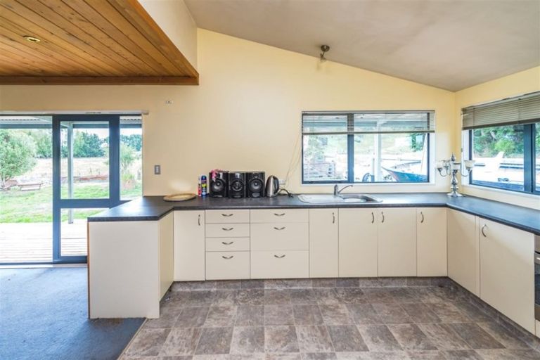 Photo of property in 546 No 3 Line, Okoia, Wanganui, 4582