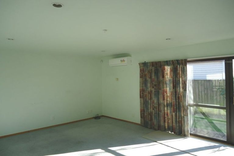 Photo of property in 9a Suva Street, Upper Riccarton, Christchurch, 8041