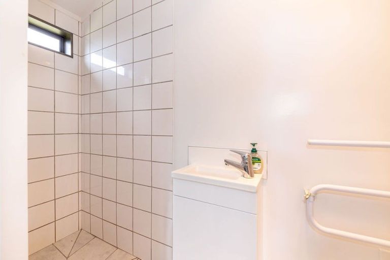 Photo of property in 103 Peel Street, Westport, 7825