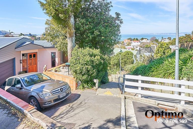 Photo of property in 18a Harvey Road, Bluff Hill, Napier, 4110