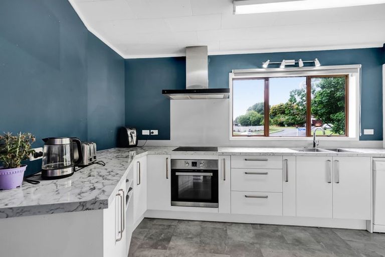 Photo of property in 5 Bronte Place, Whalers Gate, New Plymouth, 4310