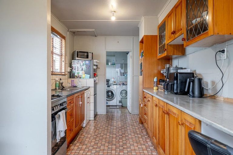 Photo of property in 40 Andrew Avenue, Roslyn, Palmerston North, 4414