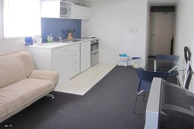 Photo of property in Waldorf Bankside Apartments, 4e/8 Bankside Street, Auckland Central, Auckland, 1010