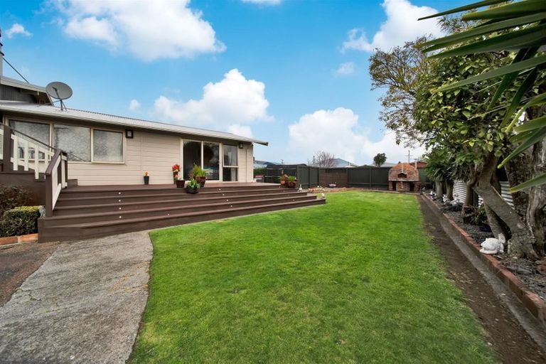Photo of property in 4c Clive Street, Hawera, 4610