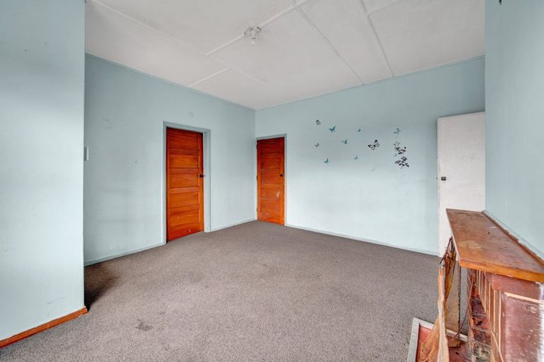 Photo of property in 12 Clive Street, Hawera, 4610