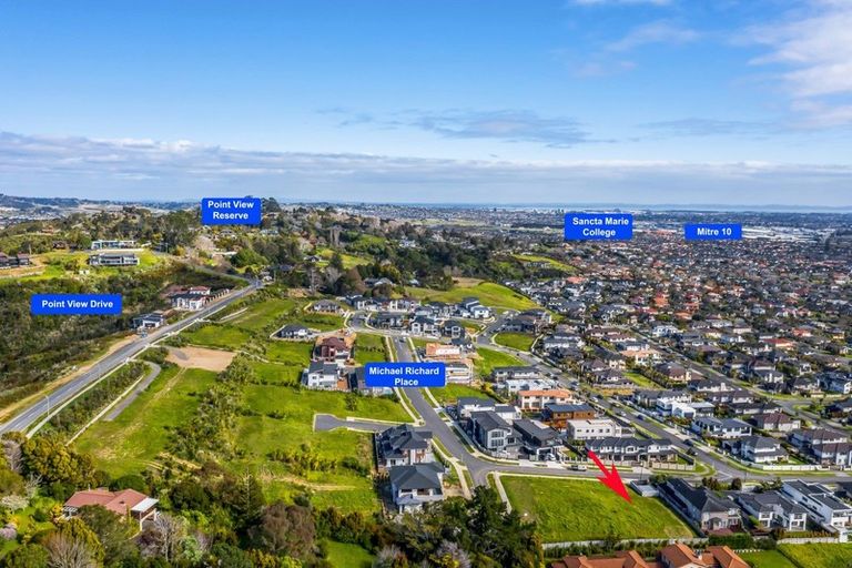 Photo of property in 6 Michael Richard Place, East Tamaki Heights, Auckland, 2016