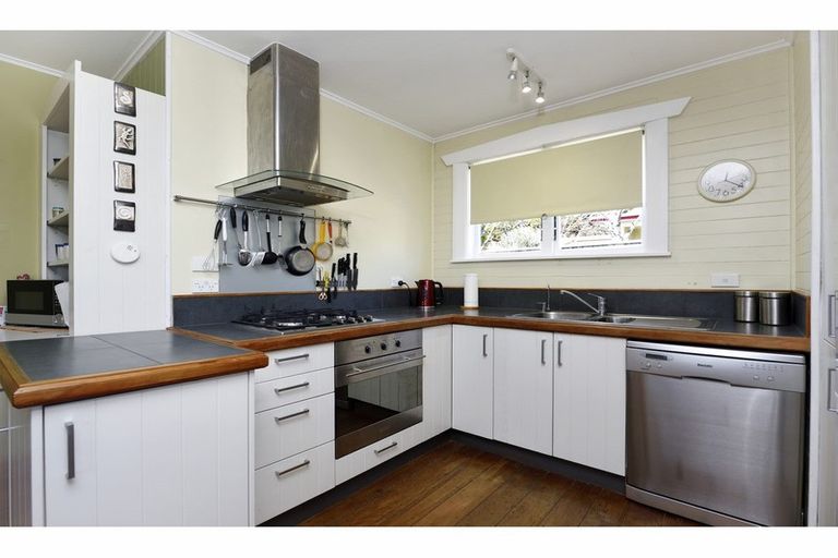 Photo of property in 1/137 Queen Street, Richmond, 7020