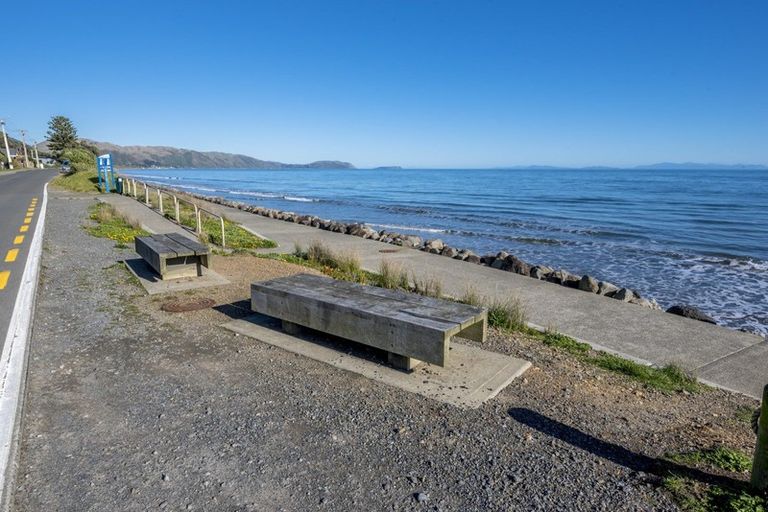 Photo of property in 6 Kainui Road, Raumati South, Paraparaumu, 5032