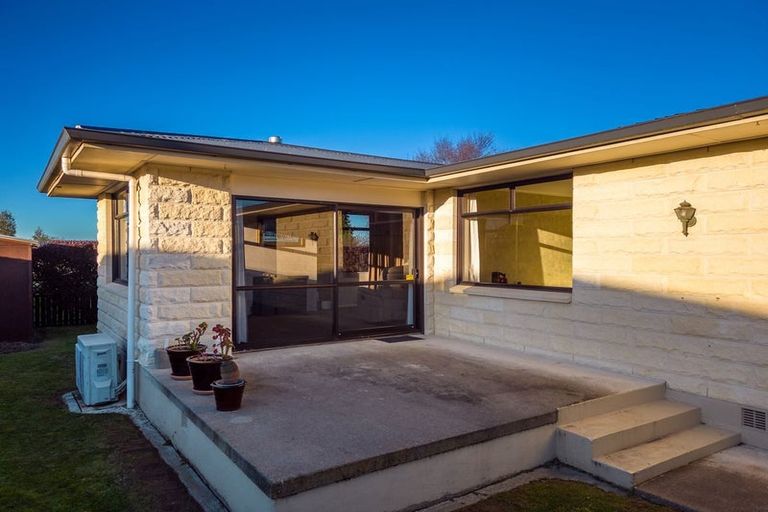 Photo of property in 16 George Street, Waimate, 7924