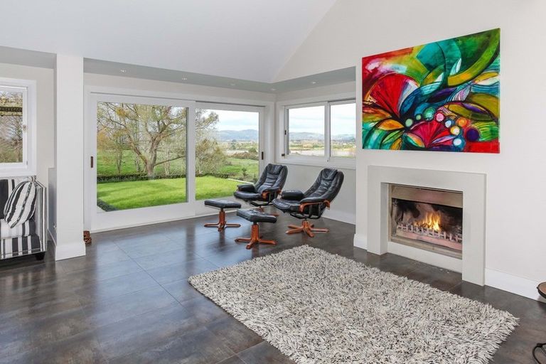 Photo of property in 49 Walters Road, Karaka, Papakura, 2580