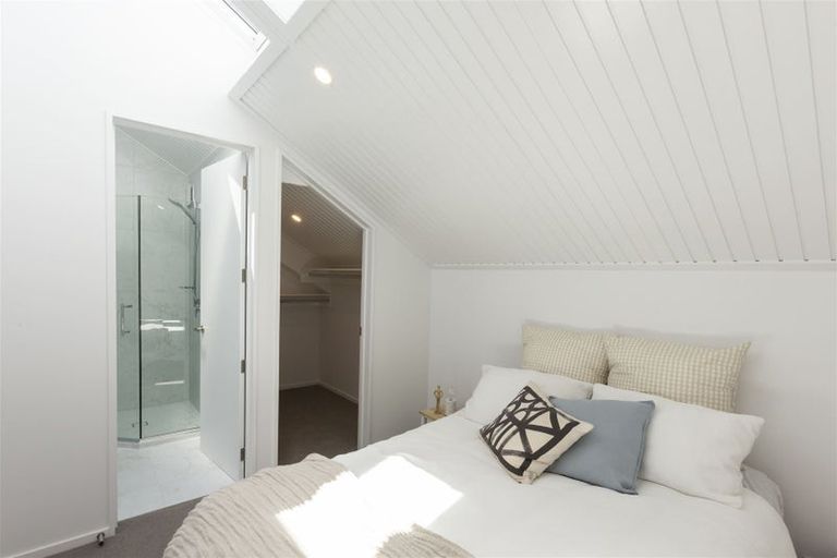 Photo of property in 2/24 Rookwood Avenue, New Brighton, Christchurch, 8083