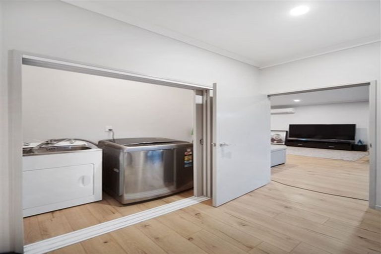 Photo of property in 16 Kuparu Street, Weymouth, Auckland, 2103