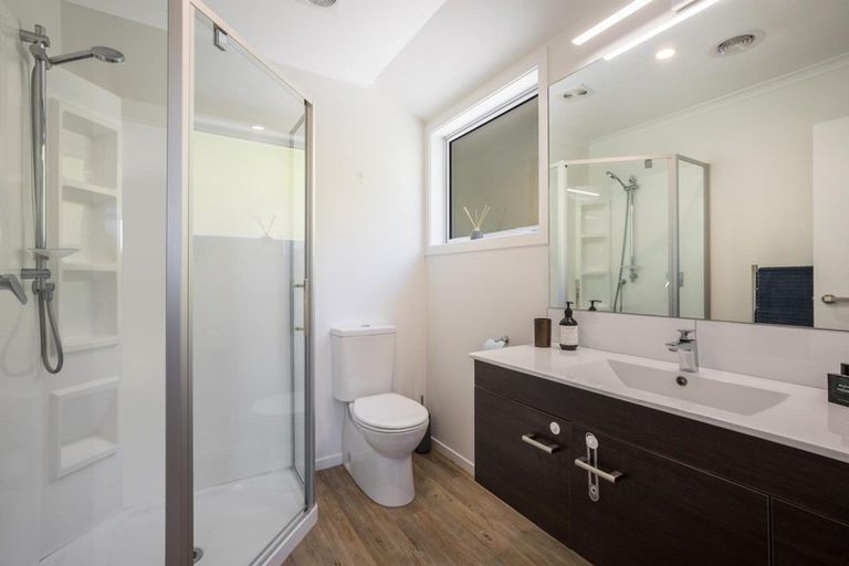 Photo of property in 35 Banks Boulevard, Whitby, Porirua, 5024