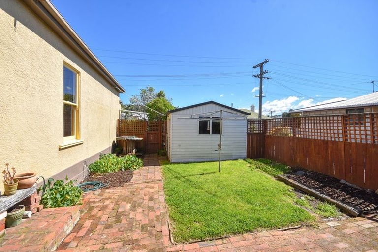 Photo of property in 25 Nicholson Street, Forbury, Dunedin, 9012