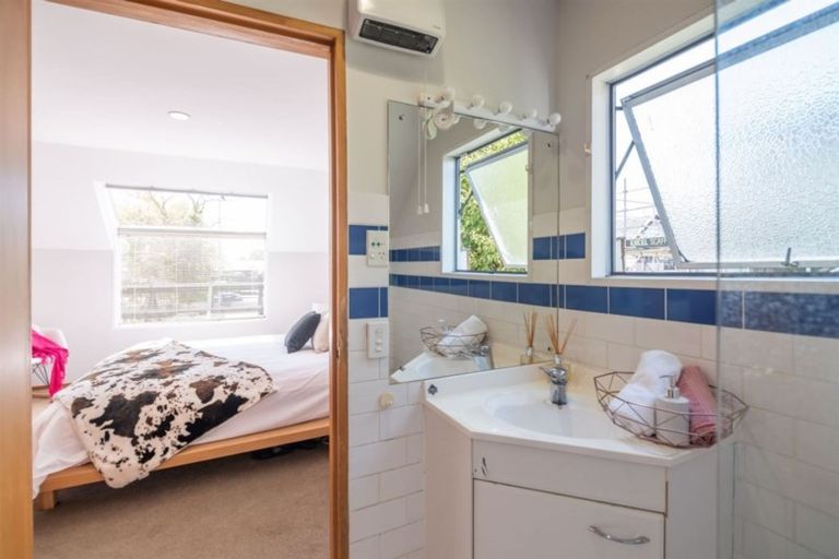 Photo of property in 2/134 Clyde Road, Ilam, Christchurch, 8041