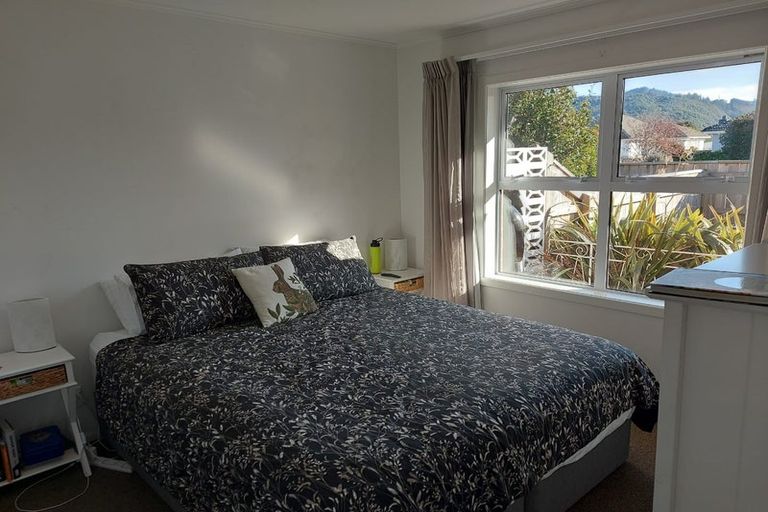 Photo of property in 1/598 Fergusson Drive, Trentham, Upper Hutt, 5018