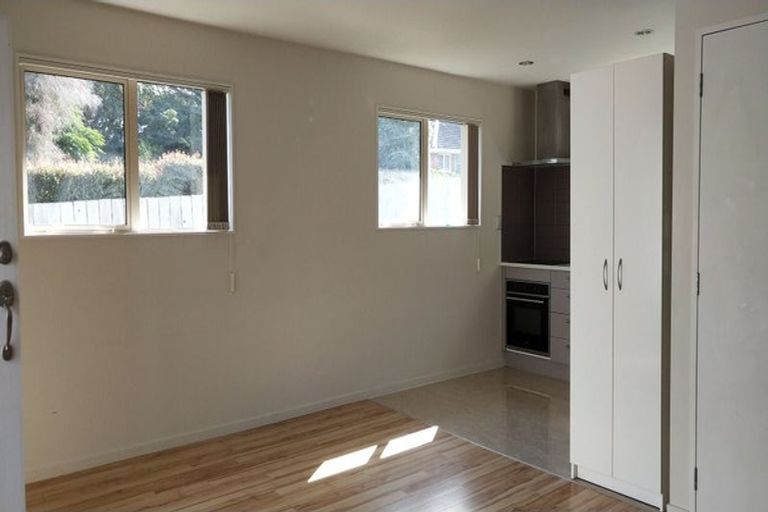 Photo of property in 11 Ellen Avenue, Hillcrest, Auckland, 0627