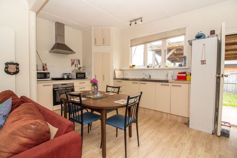 Photo of property in 148a Romilly Street, Westport, 7825