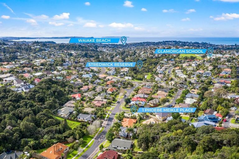 Photo of property in 1 Phoebe Meikle Place, Torbay, Auckland, 0630