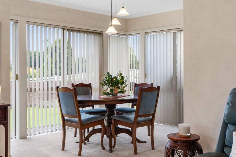 Photo of property in 27 Matapihi Road, Mount Maunganui, 3116