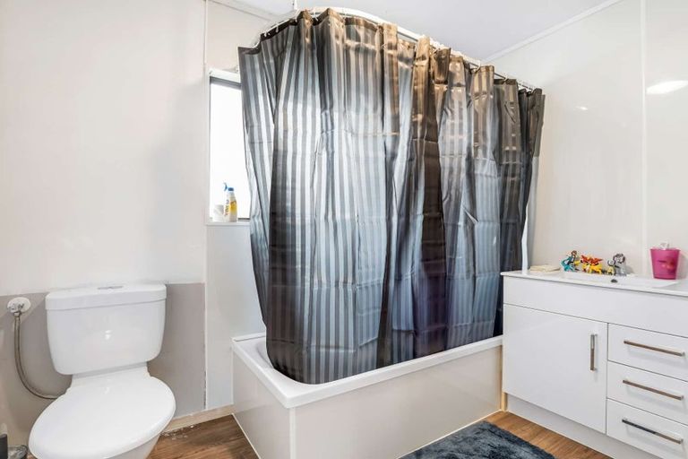 Photo of property in 1 Kusabs Road, Mangakakahi, Rotorua, 3015