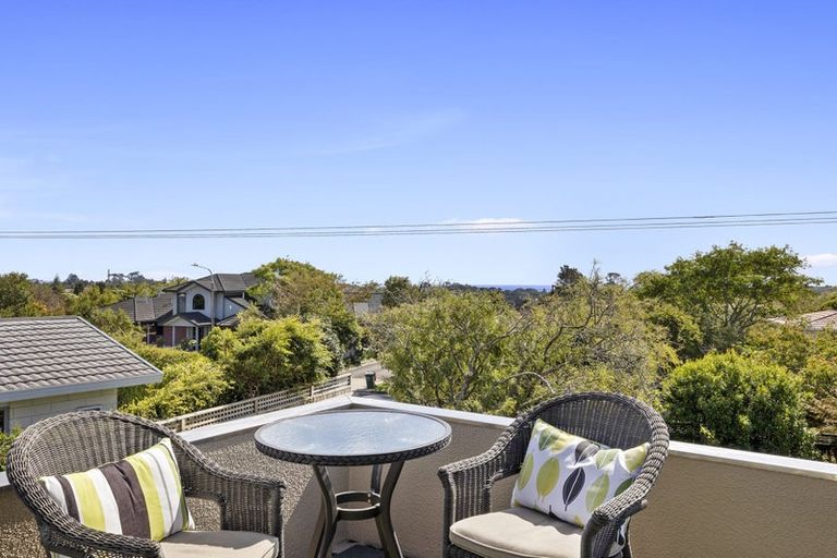Photo of property in 13 Karina Road, Merrilands, New Plymouth, 4312