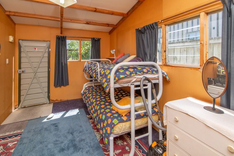 Photo of property in 39 Chamberlain Avenue, Amberley, 7481