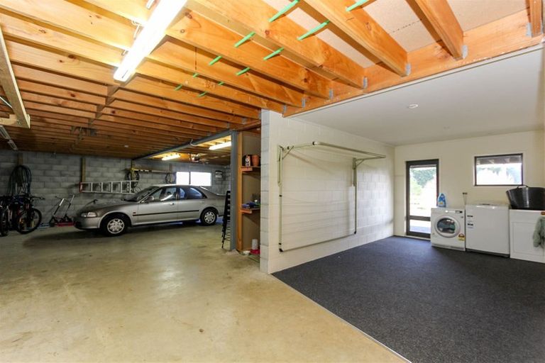 Photo of property in 354 Henwood Road, Hillsborough, New Plymouth, 4372